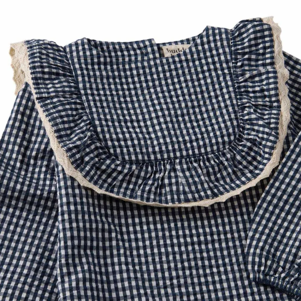 Alice LS Flounce Seersucker Klänning Navy Check>Buddy & Hope New