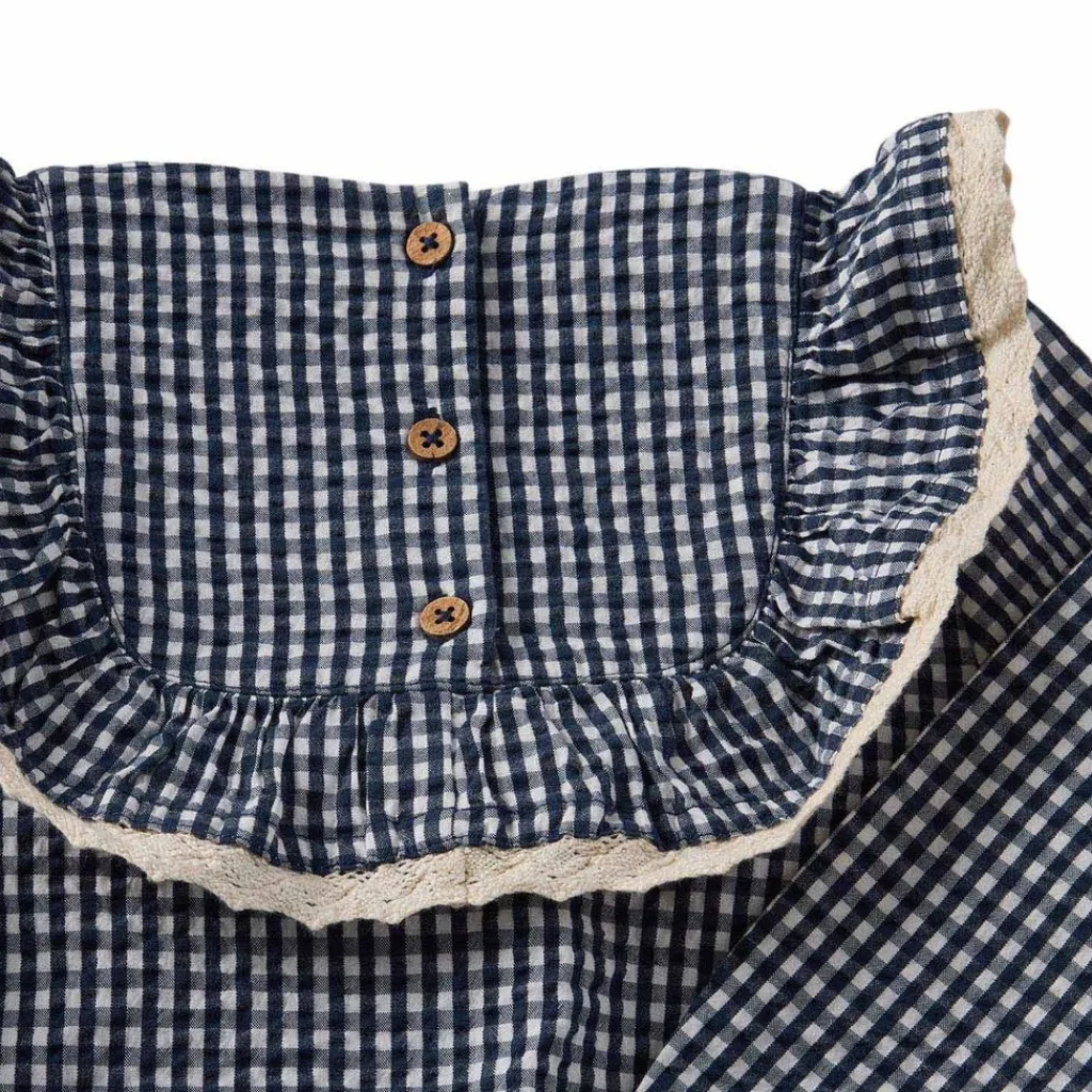Alice LS Flounce Seersucker Klänning Navy Check>Buddy & Hope New