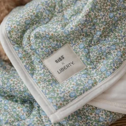 x Liberty Quiltad Filt Eloise - Ivory>BIBS