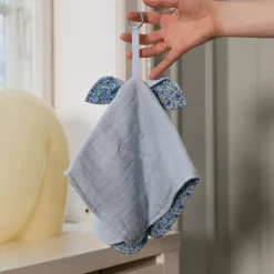 x Liberty Snuttefilt Kangaroo Chamomile Lawn - Baby Blue>BIBS Clearance