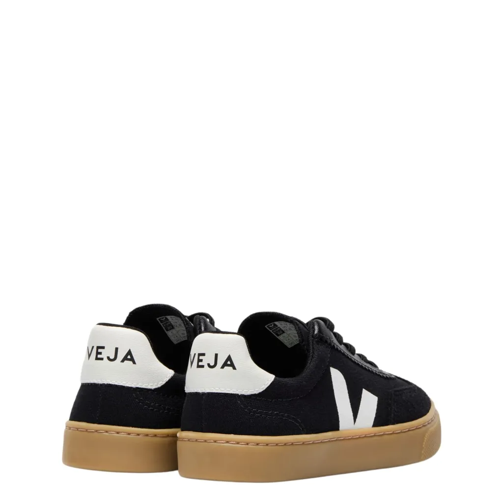 Black White>Veja Discount