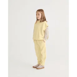 Huvtröja Yellow><noscript><img width=