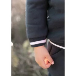 Cotton Navy Klädset i Classic Navy><noscript><img width=
