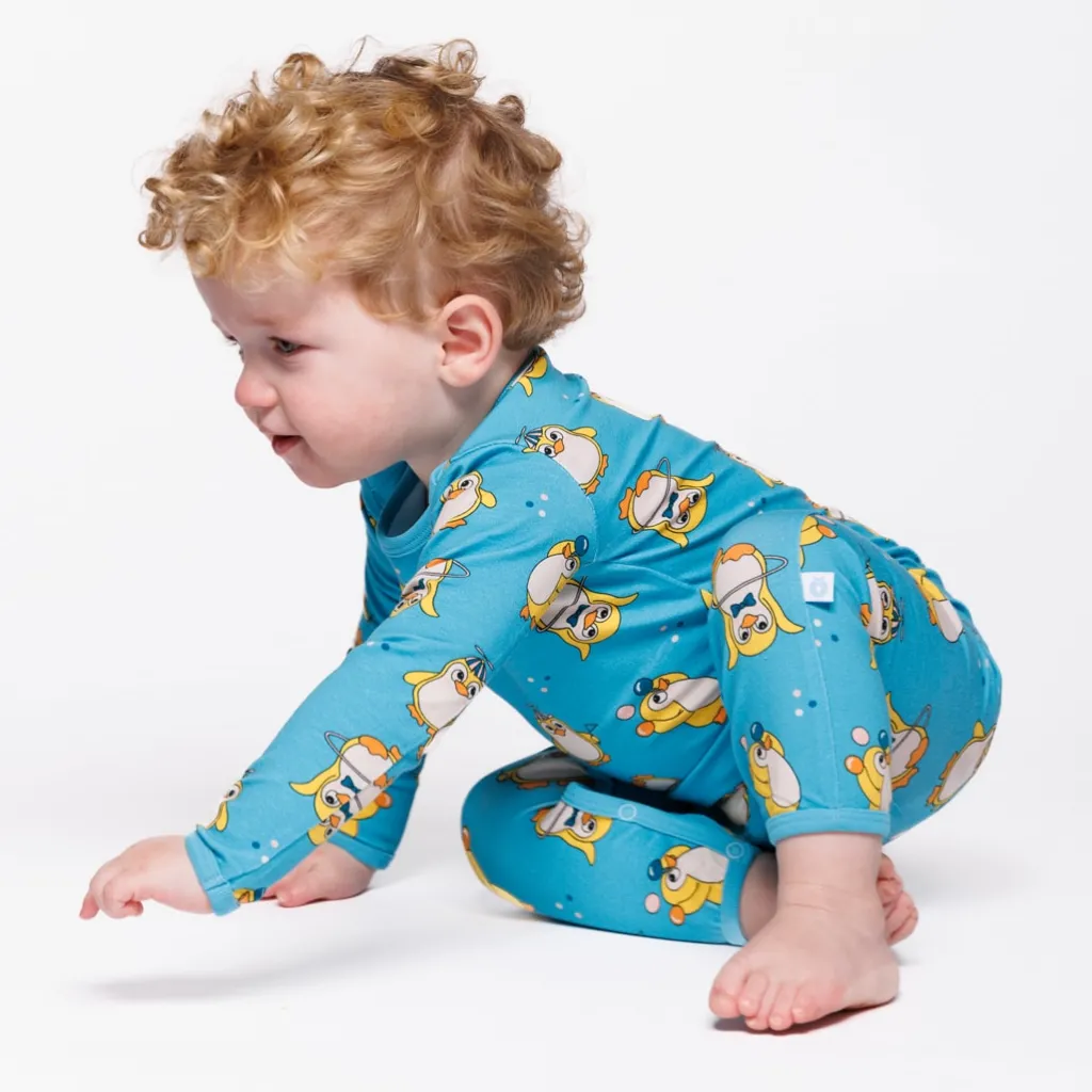 Elstar Långärmad Babydräkt Med Cirkuspingviner Blå Petit Four>Småfolk New