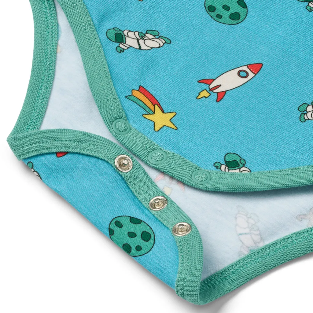 Elstar With The Universe Långärmad Baby Body Petit Four>Småfolk Online