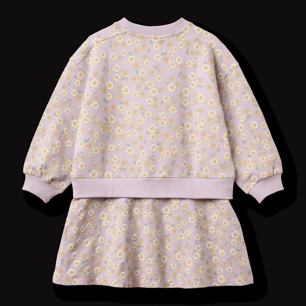GOTS Maggie Sweatklänning Lavender Daisies>Wheat Clearance