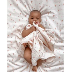 GOTS Muslin Babyfilt Bows><noscript><img width=