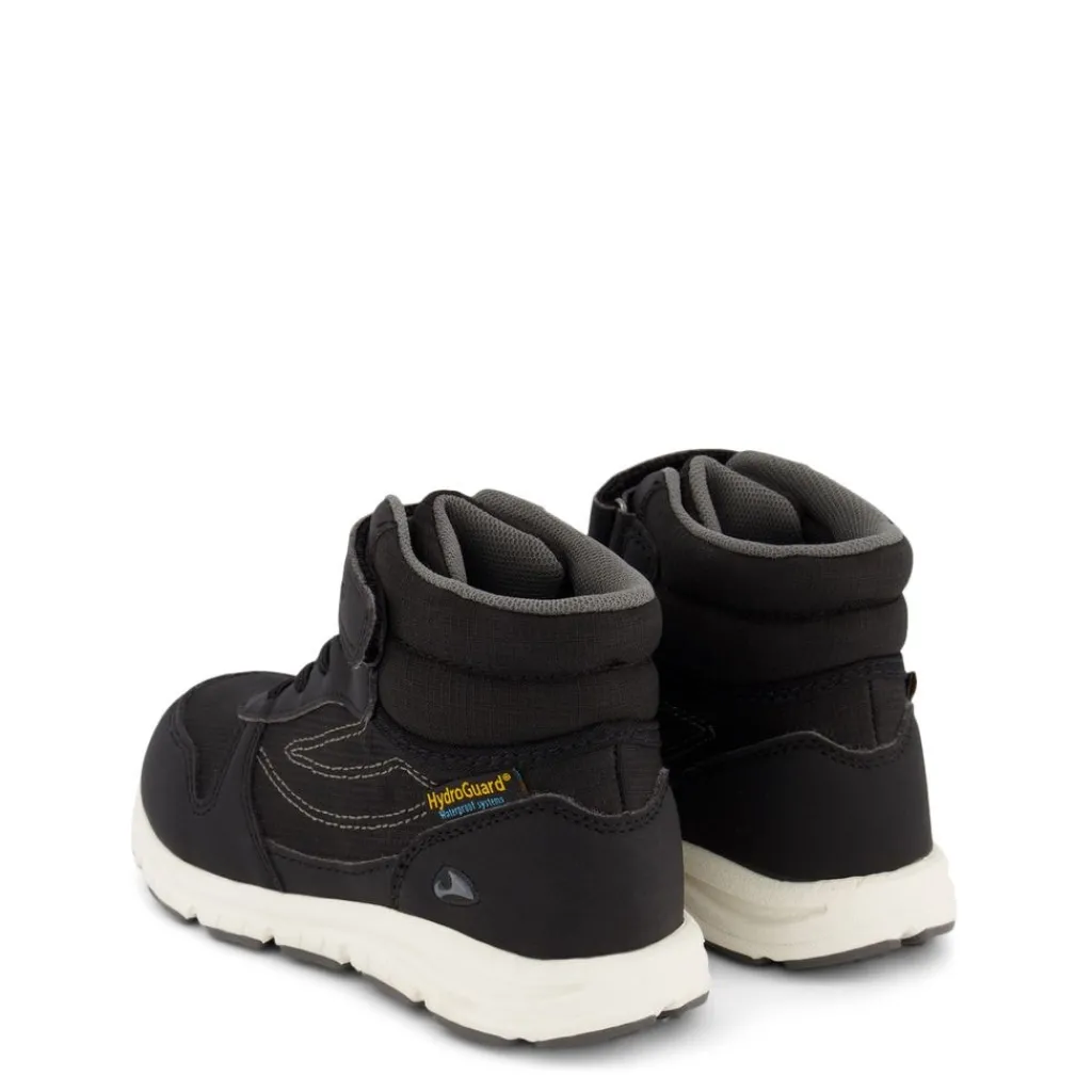 Hovet Mid WP Sneakers Svarta>Viking