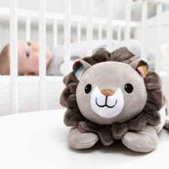 Leo the Lion Projektor><noscript><img width=
