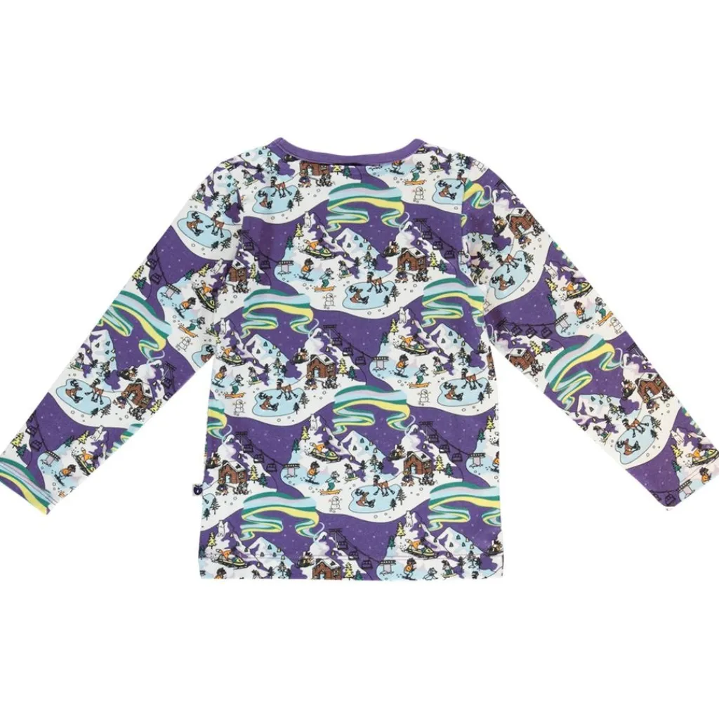Långärmad T-shirt i Loganberry med vinterlandskap>Småfolk New