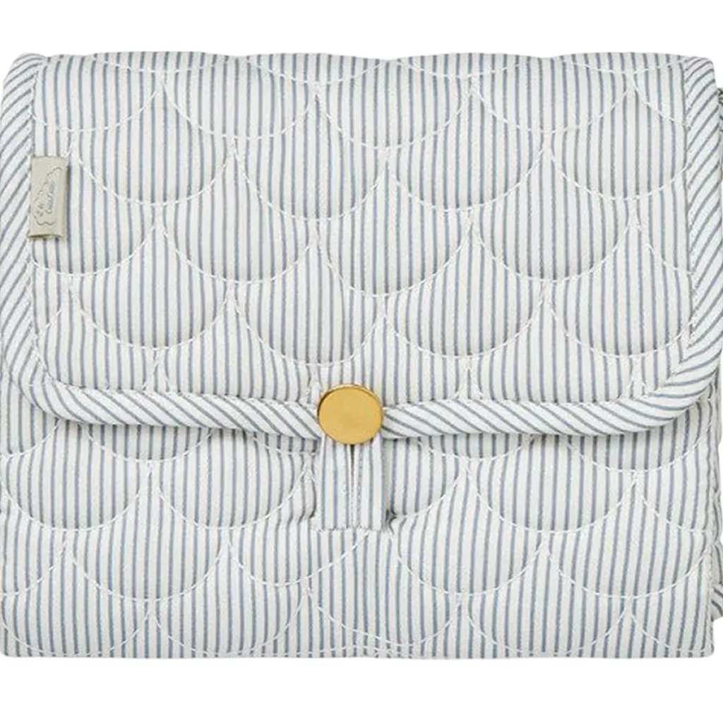 Randig Quiltad Skötmatta Classic Stripes Blue Praline>Cam Cam Hot