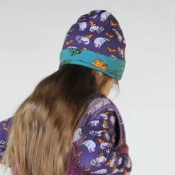 Reversible beanie with badger, fox and Fall leaves Loganberry><noscript><img width=