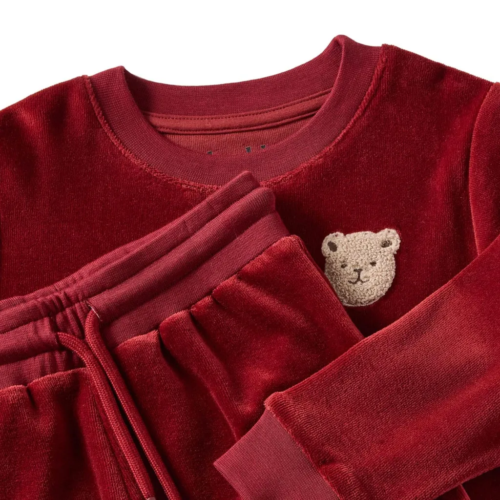 Robin Velour Set med Bear Patch i Merry Red>Buddy & Hope Outlet