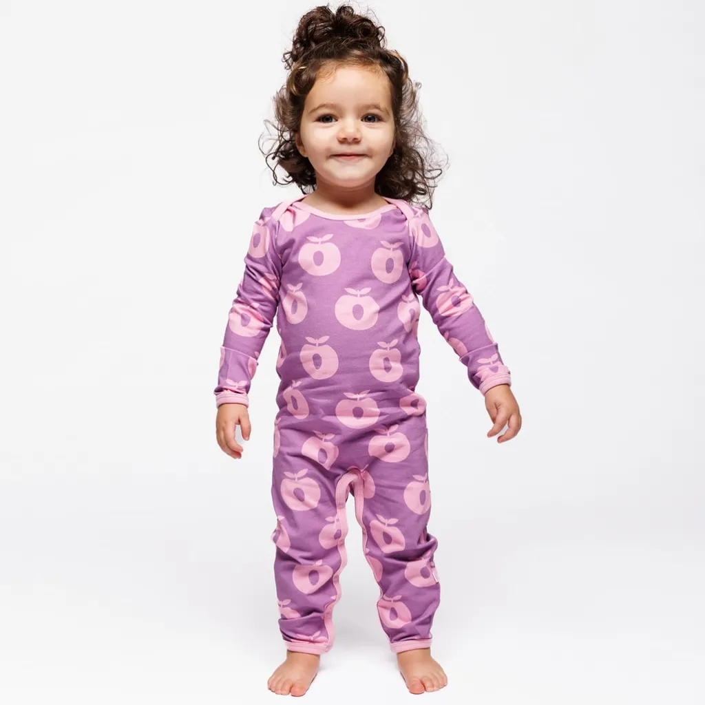 Ulm Långärmad Babydräkt Med Äpplen Lila Purple Iris>Småfolk